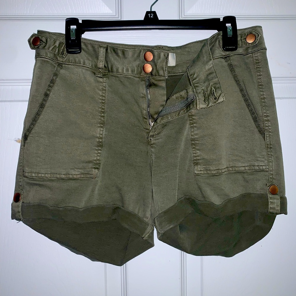 Olive green shorts from buckle!